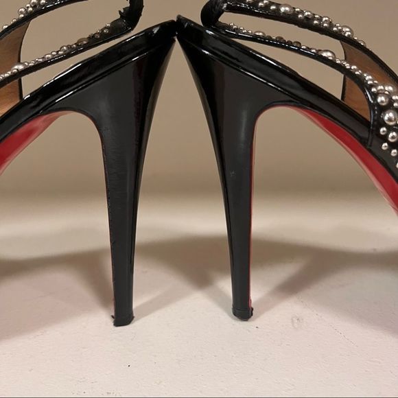 Christian Louboutin Heels Studded size 40.5 - Picture 4 of 10